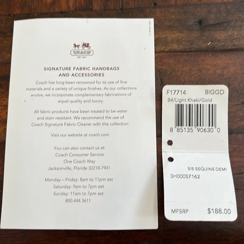 COACH Signature Canvas - Picture 6 of 6